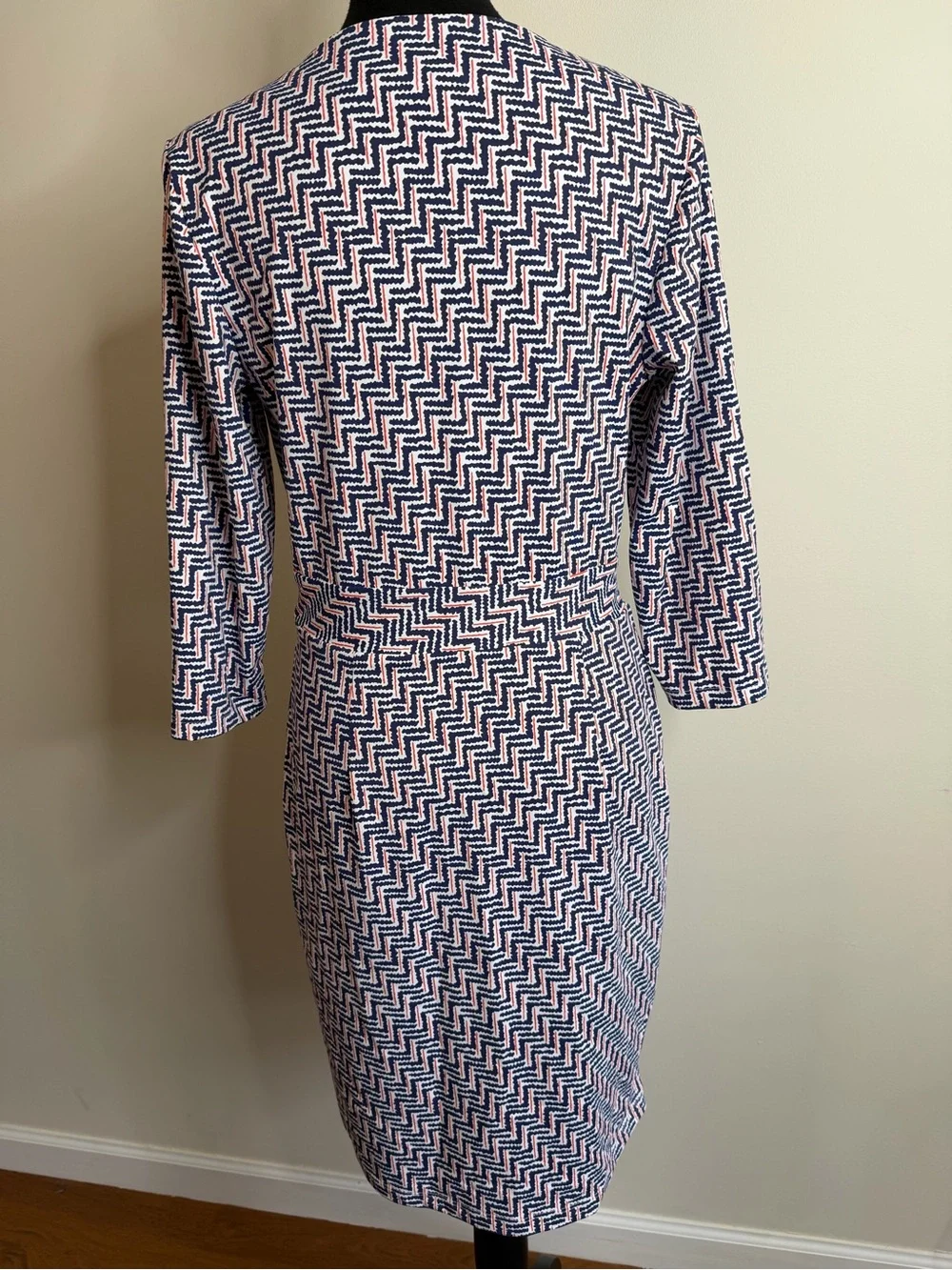 J McLaughlin Sz S Catalina Cloth Faux Wrap Dress 3/4 Sleeve Blue Red Stretch
